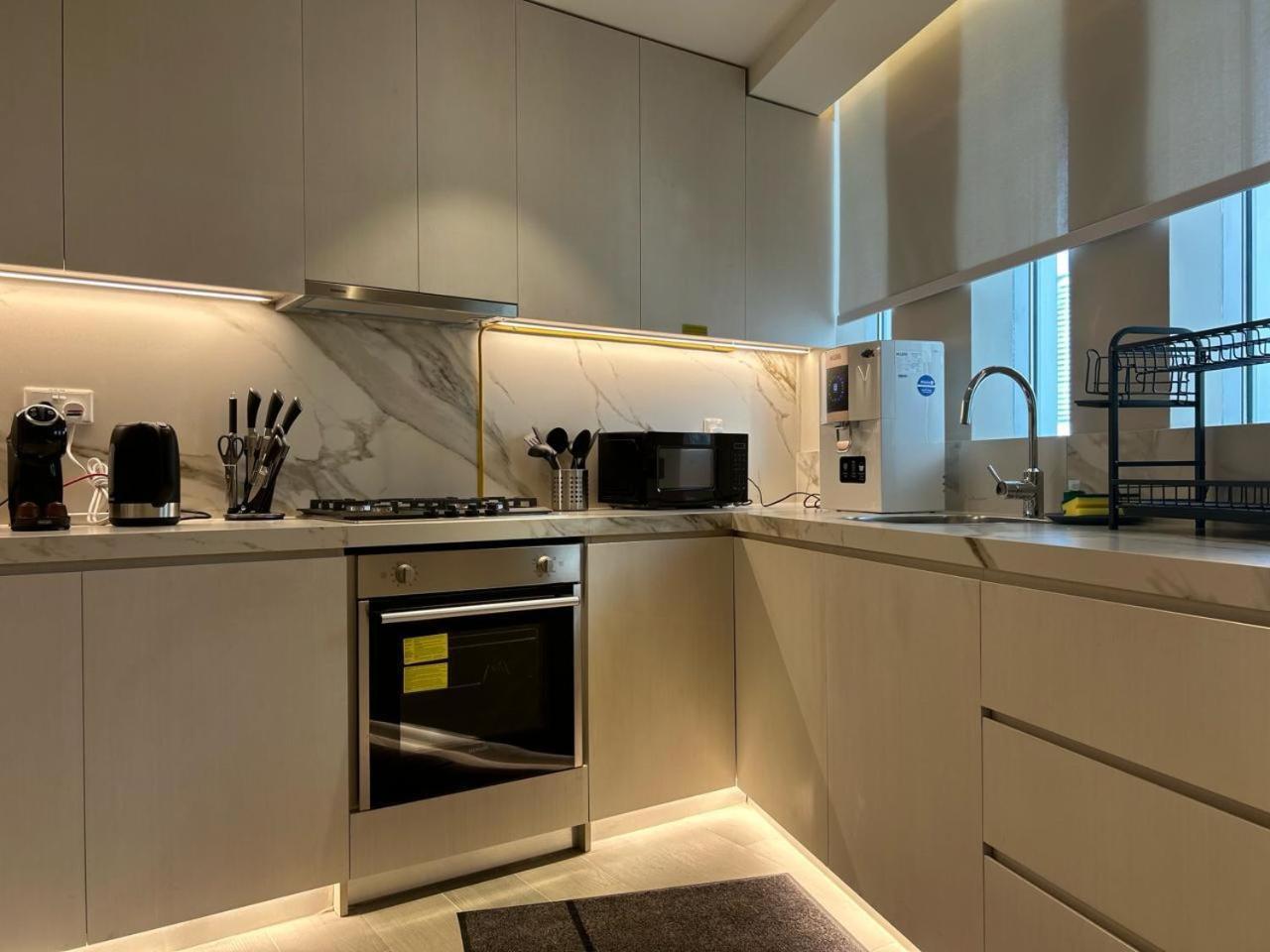 Dubai Marina Walk Gem Modern Apartments With Pool & Gym Access, Steps To Beach & Metro Managed By Sunnyhomes Экстерьер фото
