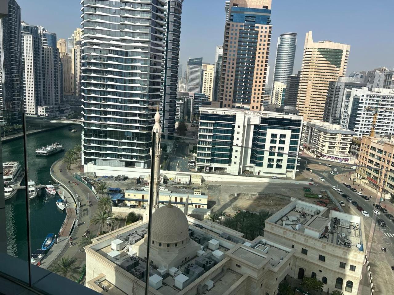 Dubai Marina Walk Gem Modern Apartments With Pool & Gym Access, Steps To Beach & Metro Managed By Sunnyhomes Номер фото