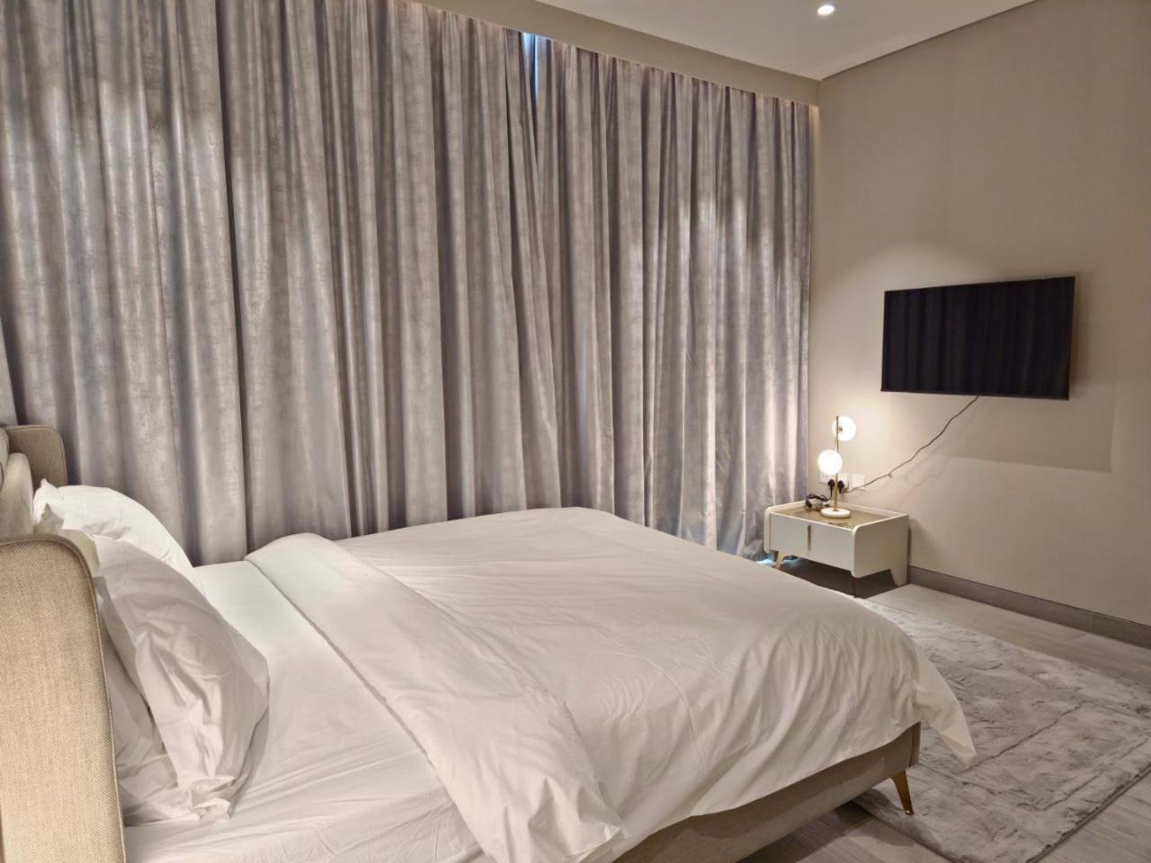 Dubai Marina Walk Gem Modern Apartments With Pool & Gym Access, Steps To Beach & Metro Managed By Sunnyhomes Экстерьер фото